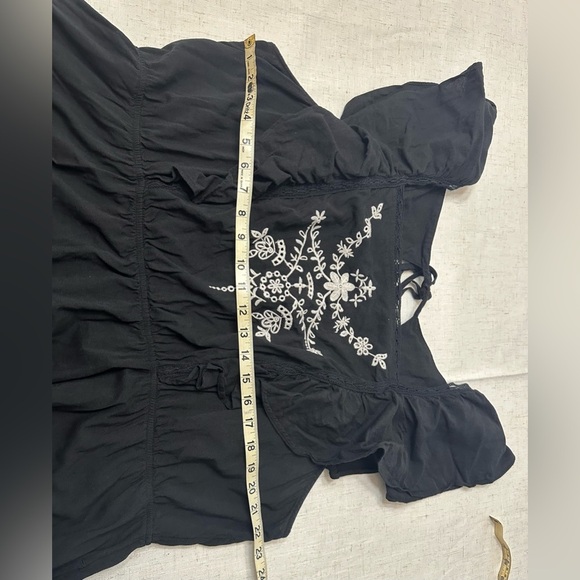 Old Navy Black and White Dress - Picture 6 of 10